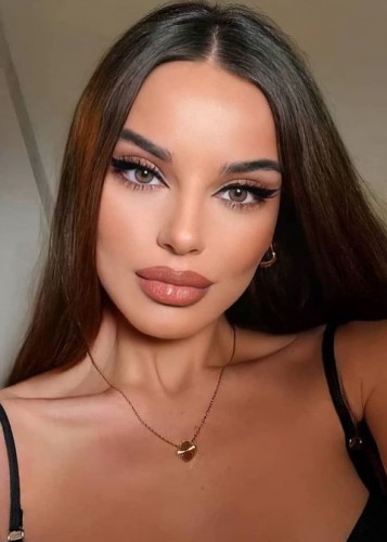 Ульяна, Г. Артём